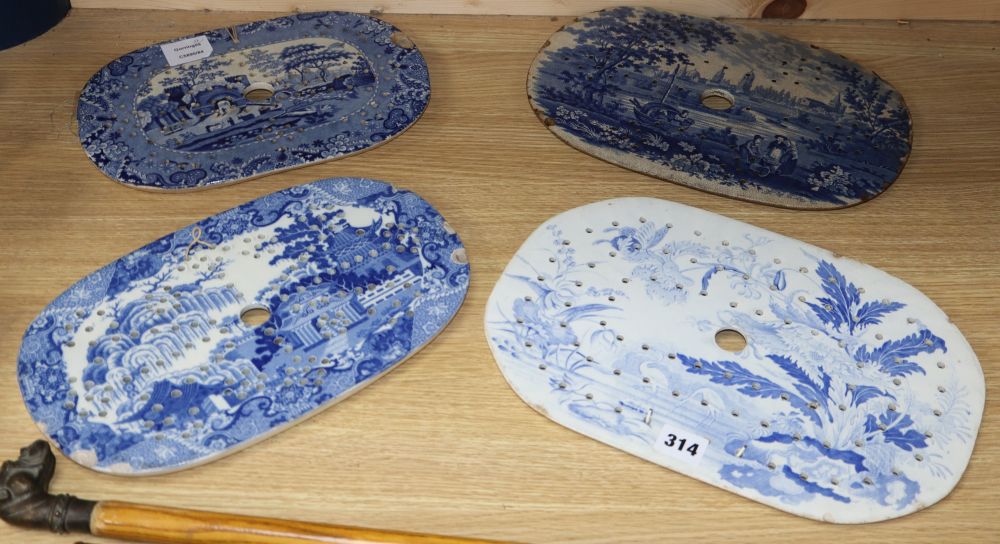 Four 19th century Staffordshire blue and white mazarines, longest 34cm